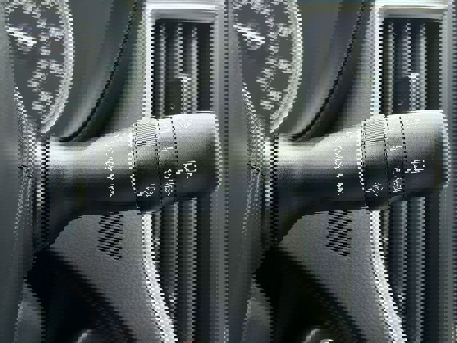 Certified 2023 Subaru Forester Touring AWD/4WD image 28