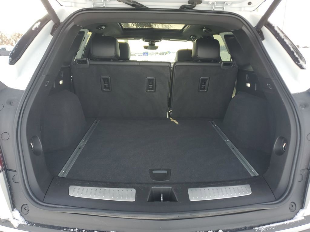 Used 2021 Cadillac XT5 Premium Luxury image 28