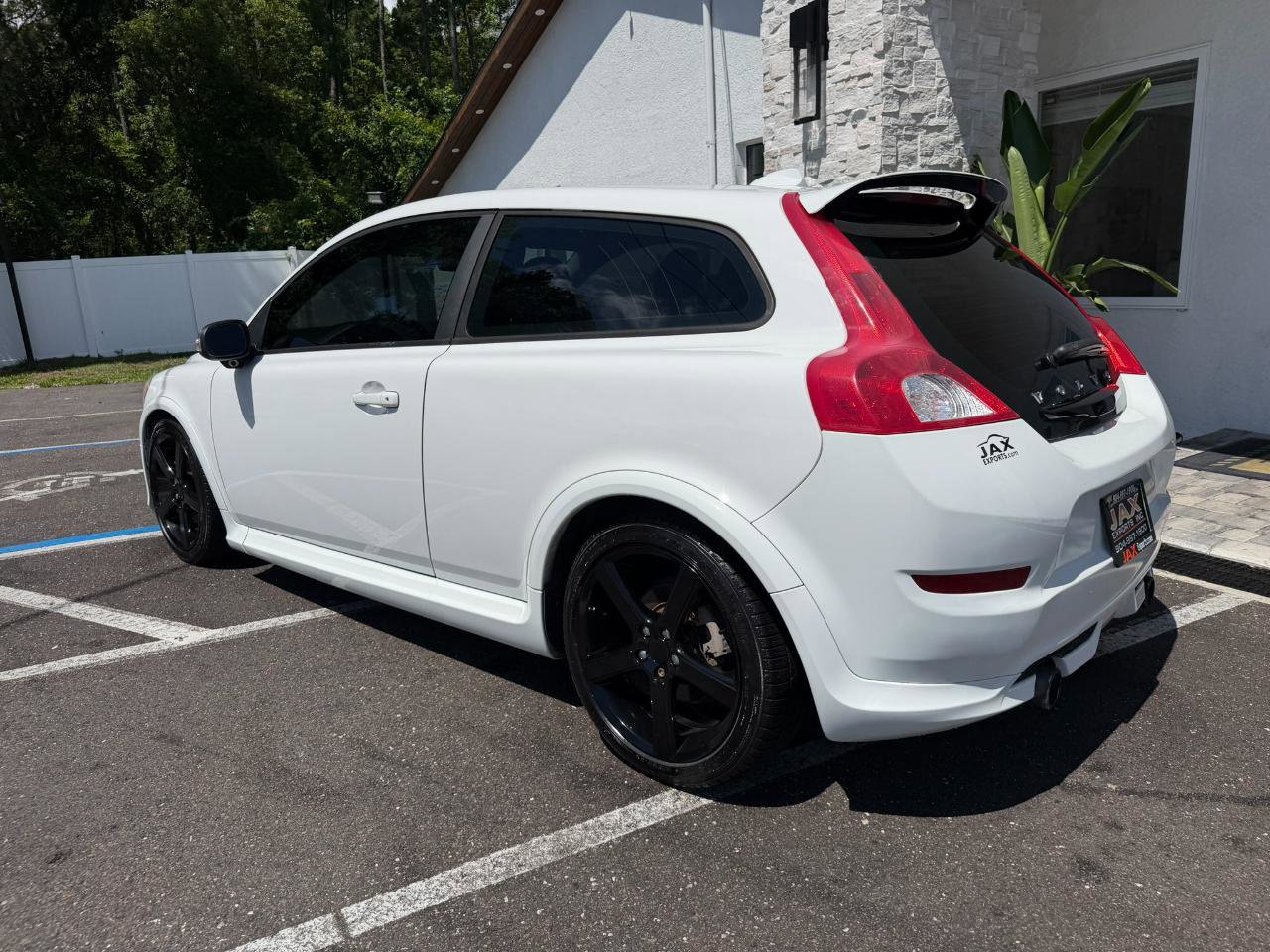 Used 2011 Volvo C30 T5 R-Design FWD image 11
