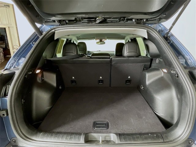 Used 2020 Jeep Cherokee Latitude Plus w/ Cold Weather Group image 25