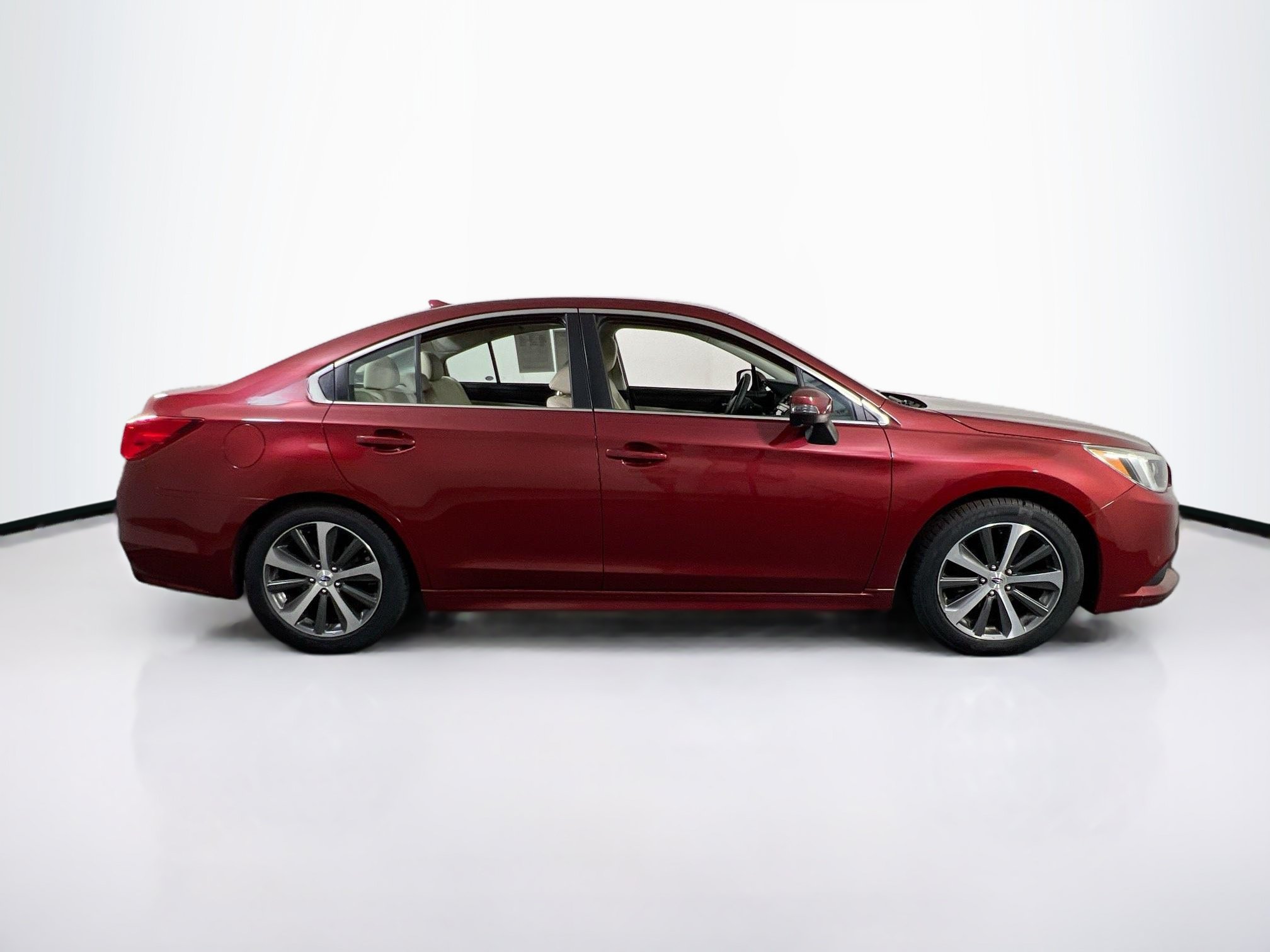 Used 2017 Subaru Legacy 2.5i Limited AWD/4WD image 4