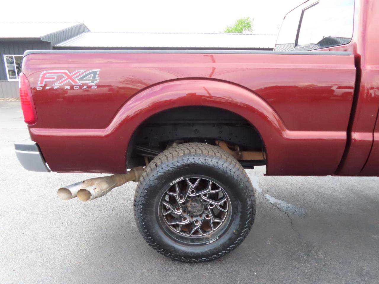 Used 2016 Ford F250 Lariat w/ Lariat Interior Package AWD/4WD image 22