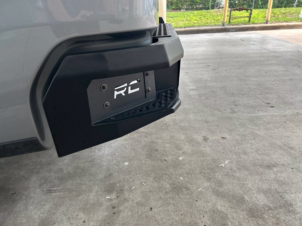 Used 2024 Chevrolet Silverado 1500 Custom w/ LPO, Dark Essentials Package AWD/4WD image 18