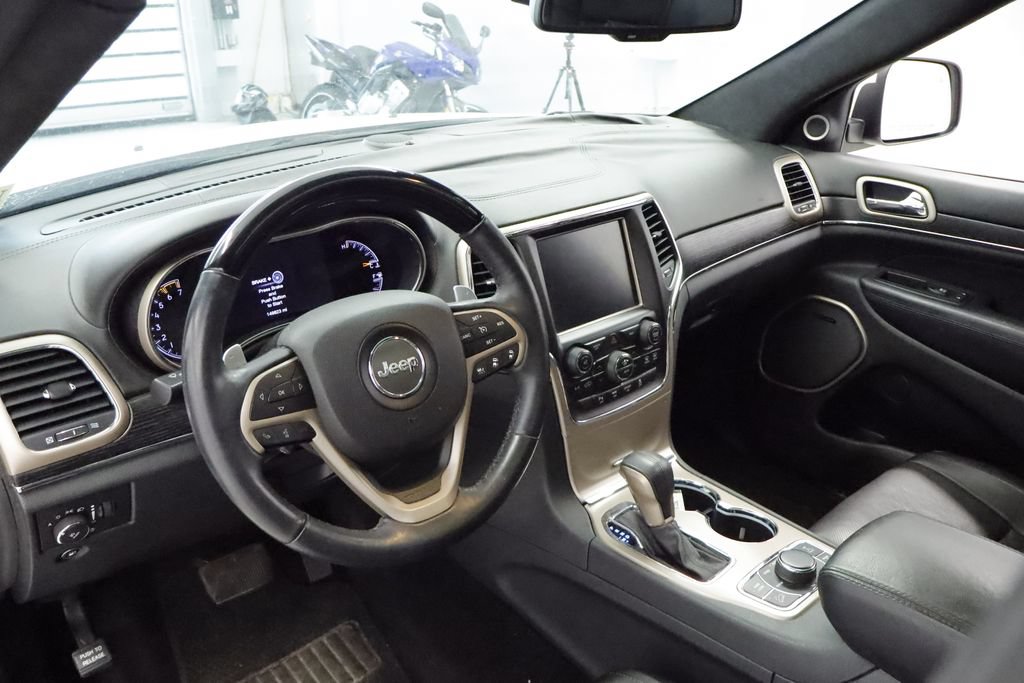 Used 2016 Jeep Grand Cherokee Summit w/ Platinum Series Group AWD/4WD image 18