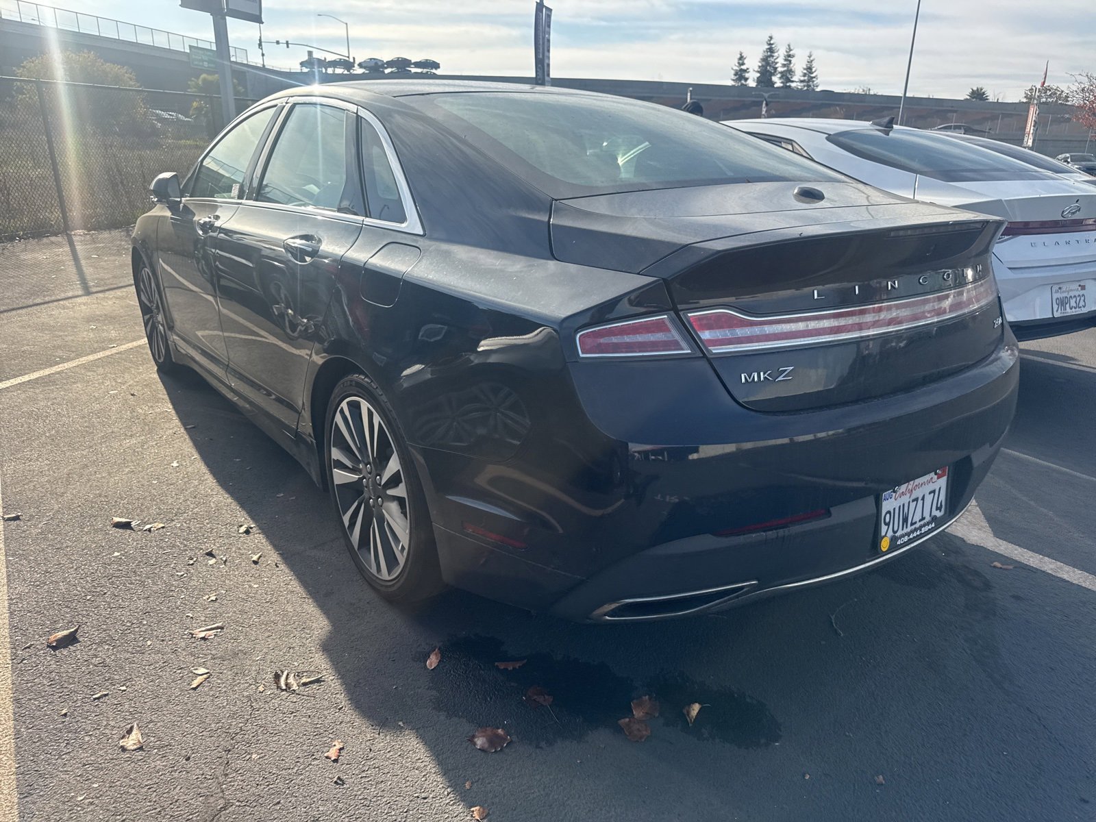 Used 2020 Lincoln MKZ Reserve w/ Elements Package image 4
