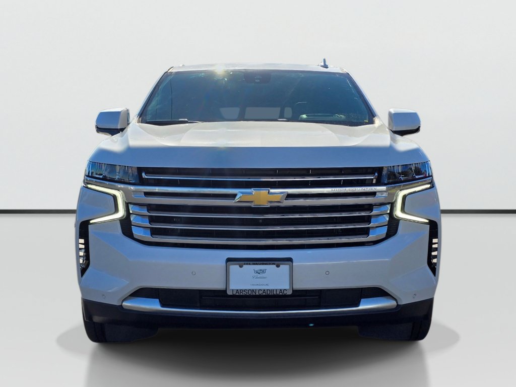 Used 2024 Chevrolet Suburban High Country AWD/4WD image 10