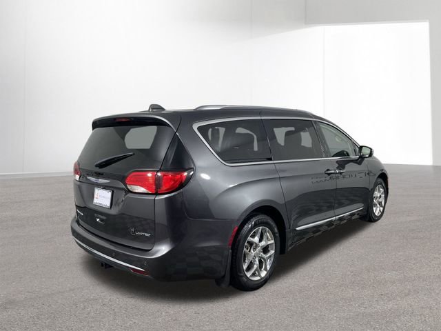 Used 2020 Chrysler Pacifica Limited w/ Advanced Safetytec Group image 14