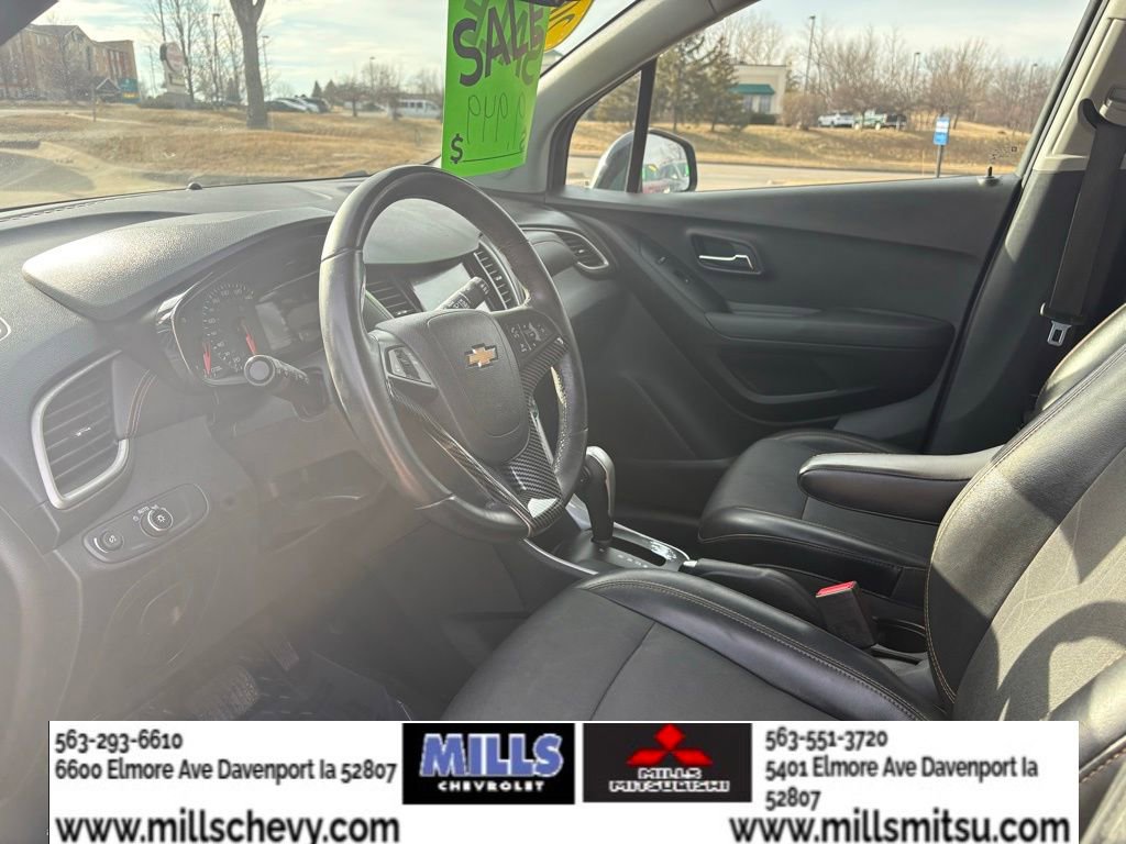Used 2017 Chevrolet Trax LT w/ LT Convenience Package FWD image 9