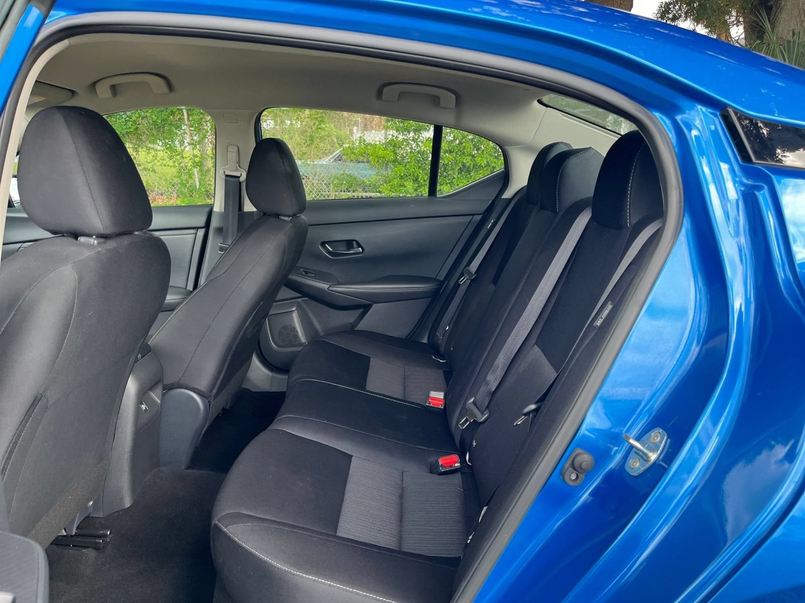 Used 2025 Nissan Sentra SV FWD image 22