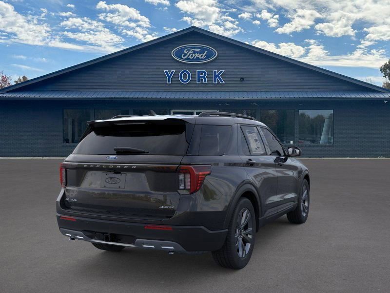New 2026 Ford Explorer Active w/ Active Comfort Package image 8