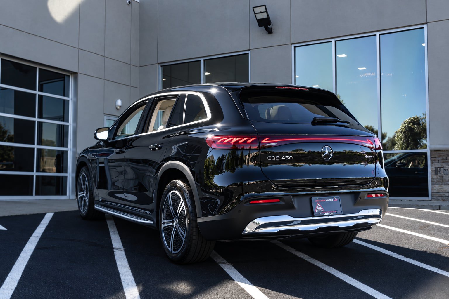 Used 2023 Mercedes-Benz EQS 450+ 4MATIC SUV image 9