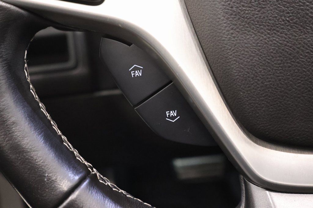 Used 2017 Chevrolet Corvette Stingray Coupe w/ Carbon Flash Badge Package image 23