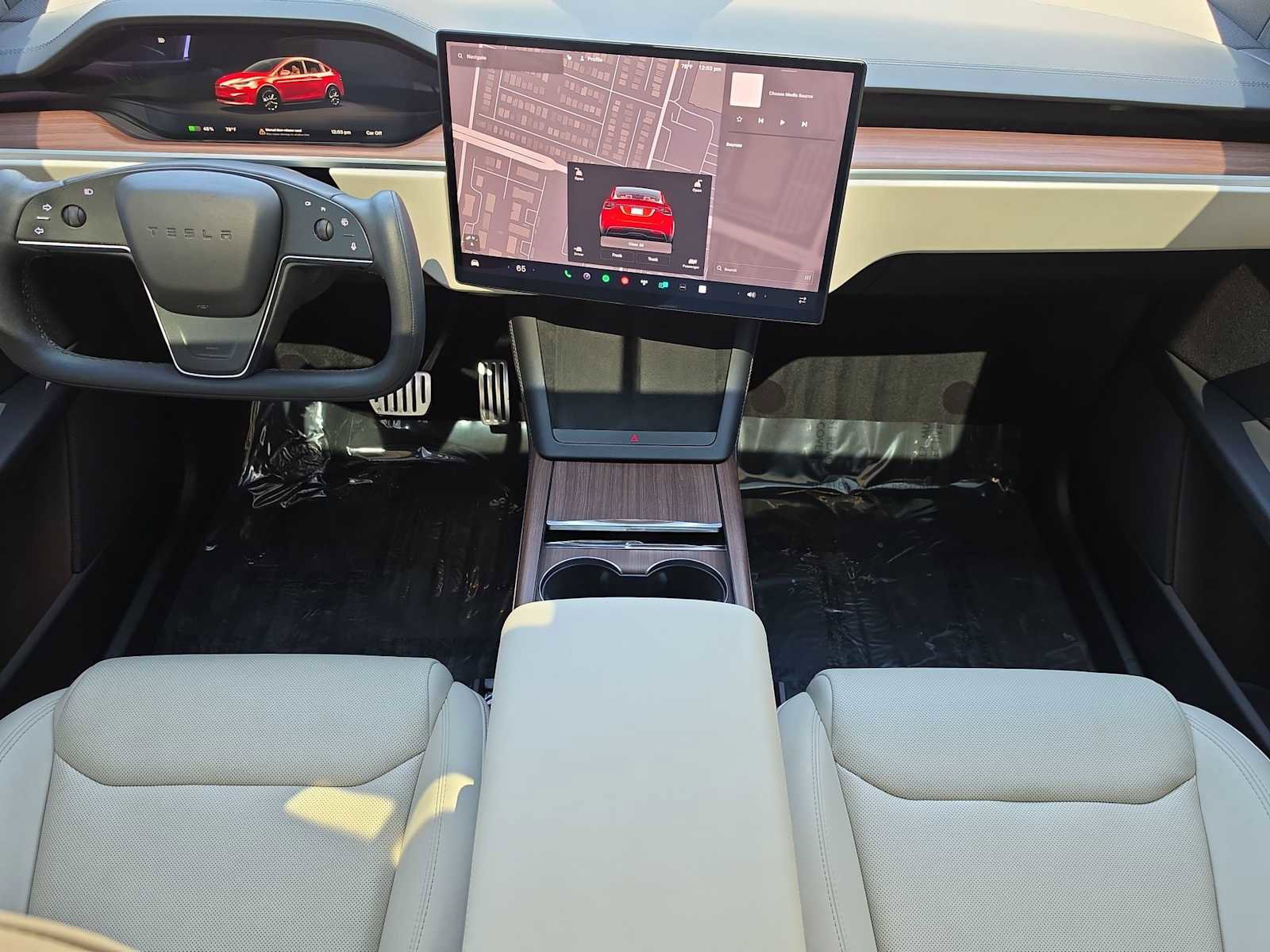 Used 2024 Tesla Model X image 15