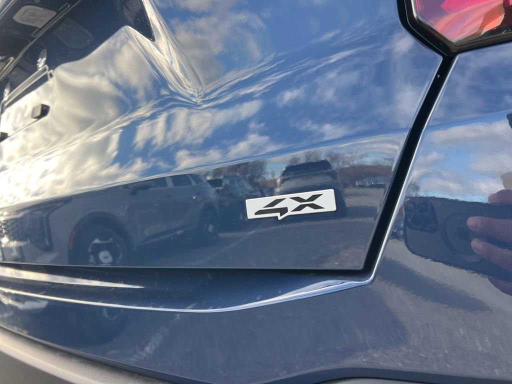 New 2026 Kia Sorento S image 7