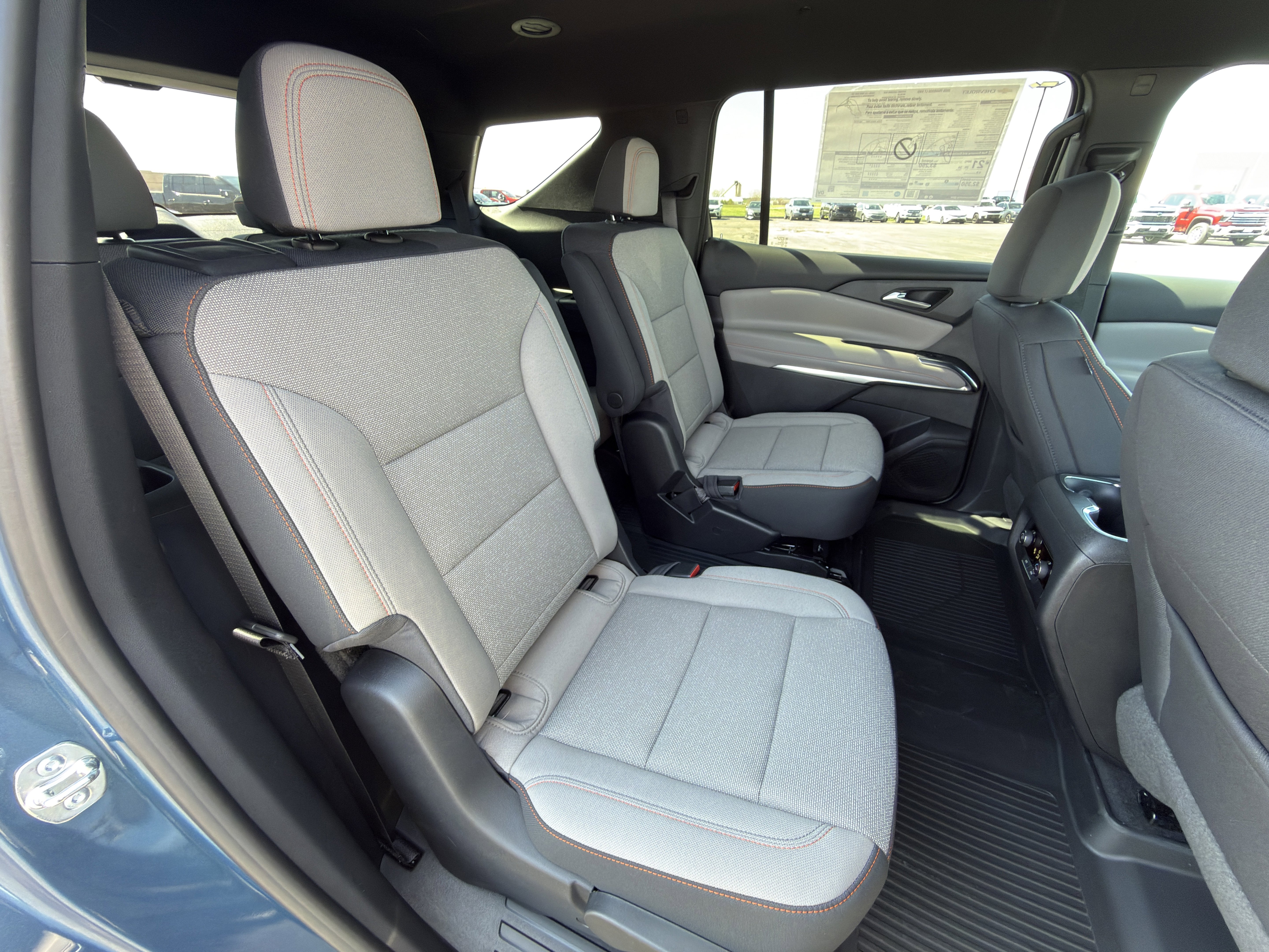 New 2026 Chevrolet Traverse LT image 16