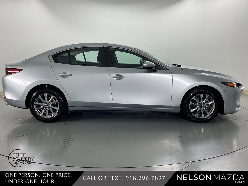Used 2021 MAZDA MAZDA3 Sedan image 5