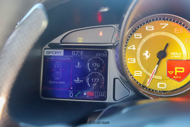 Used 2019 Ferrari Portofino image 42