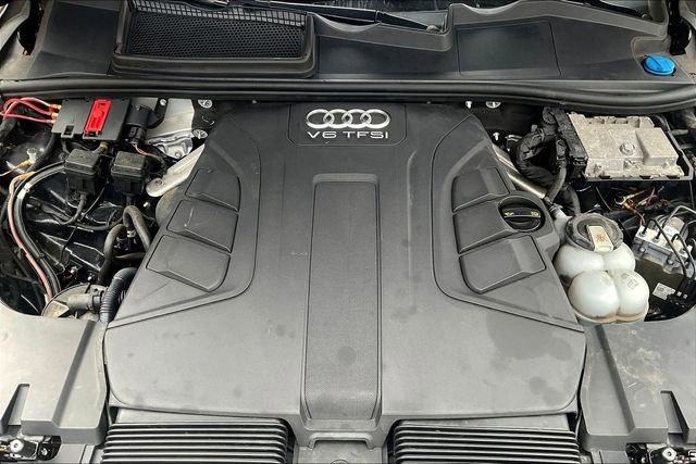 Used 2017 Audi Q7 3.0T Premium Plus w/ Premium Plus Package image 31