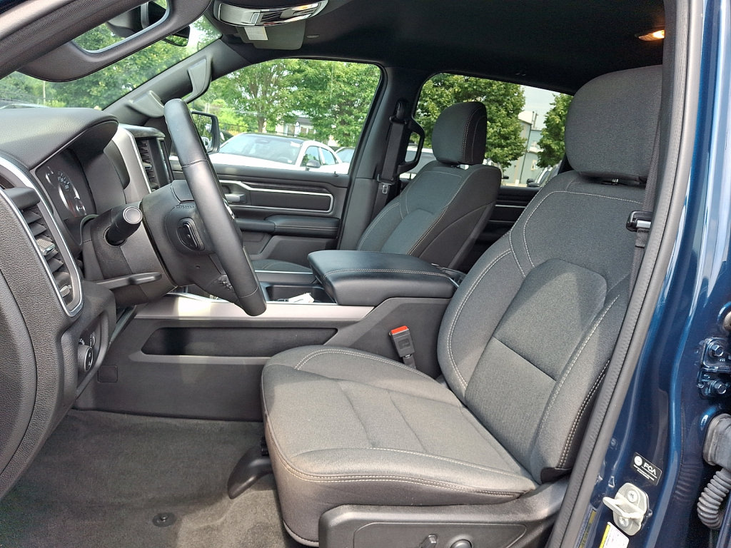 Used 2023 RAM 1500 Big Horn AWD/4WD image 24