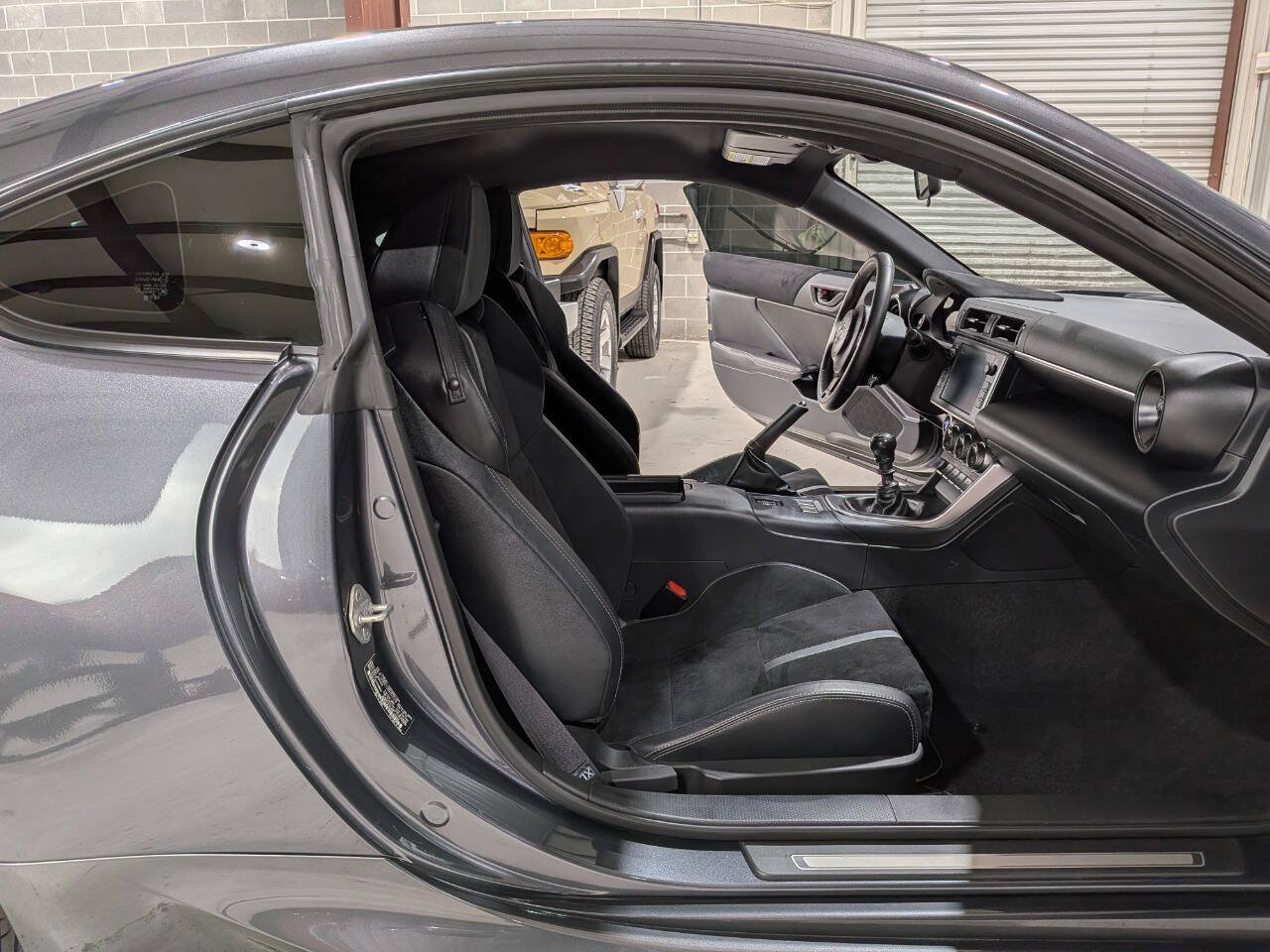Used 2024 Toyota GR86 Premium RWD image 12