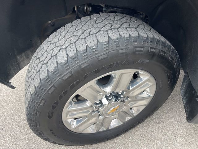 Certified 2024 Chevrolet Silverado 2500 High Country w/ Technology Package image 21