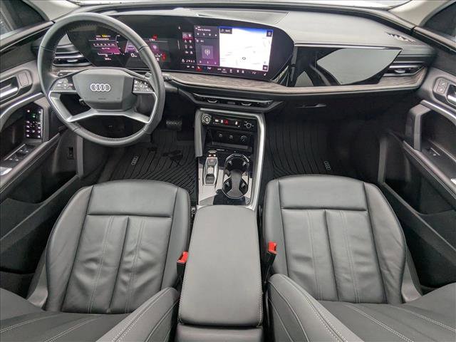 Used 2025 Audi Q5 Premium w/ Convenience Package image 19