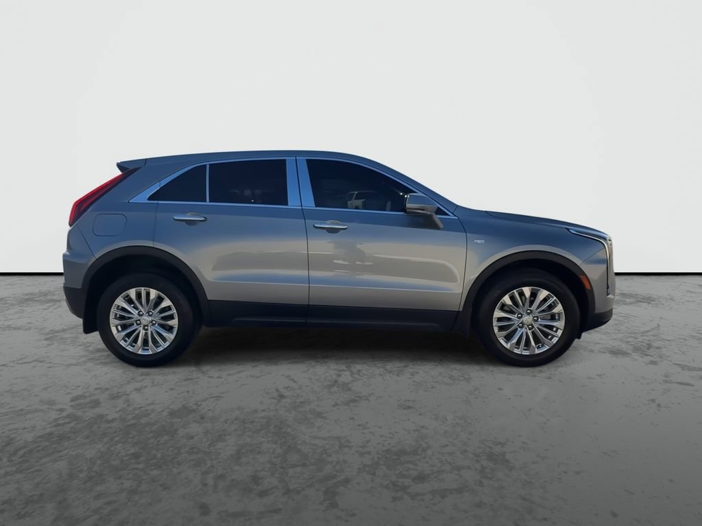 Used 2024 Cadillac XT4 Luxury image 9