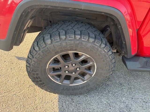 Used 2020 Jeep Gladiator Overland AWD/4WD image 6