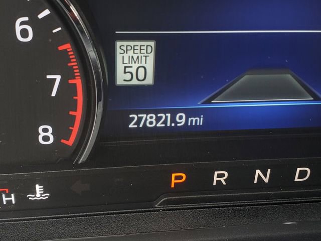 Used 2022 Ford Explorer XLT w/ Equipment Group 202A image 18