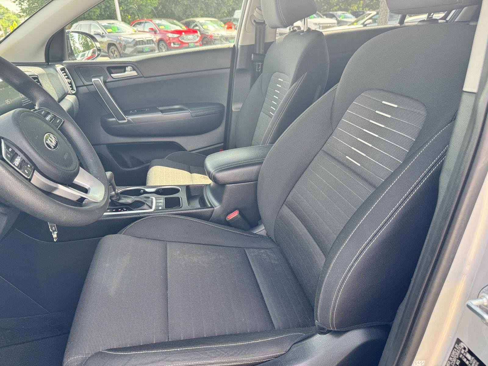 Used 2020 Kia Sportage LX w/ LX Popular Package AWD/4WD image 12