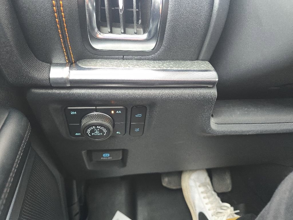 Used 2025 Ford Expedition Tremor AWD/4WD image 23