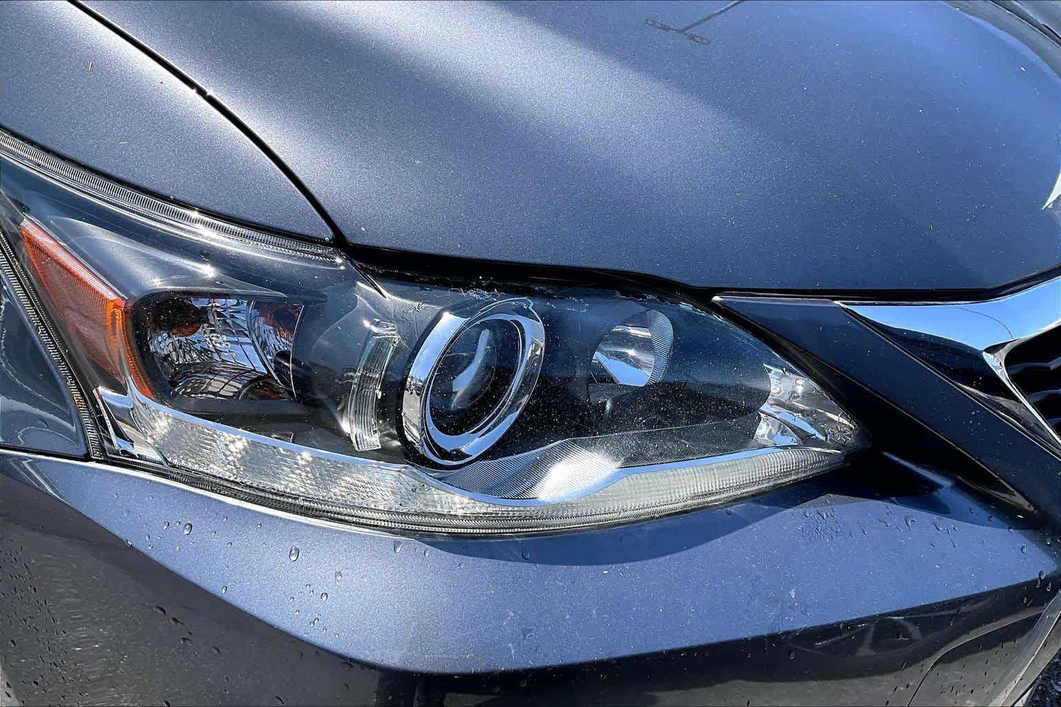 Used 2014 Lexus CT 200h FWD image 27