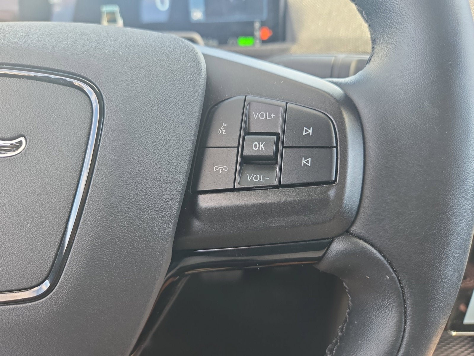 Used 2025 Ford Mustang Mach-E Select RWD image 15