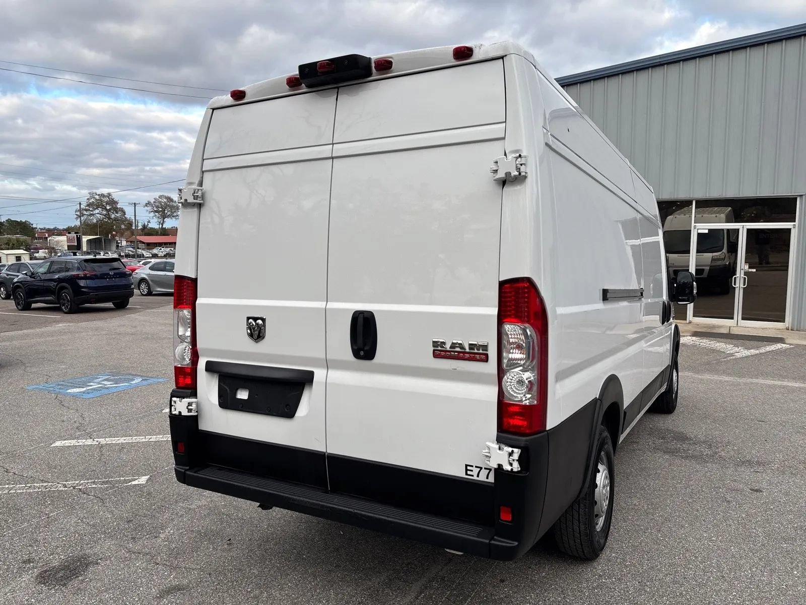 Used 2019 RAM ProMaster 3500 FWD image 9