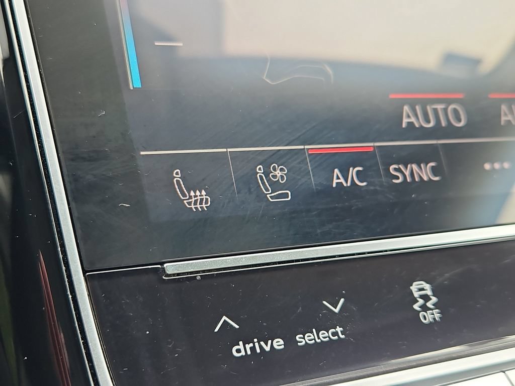 Certified 2023 Audi S8 AWD/4WD image 22