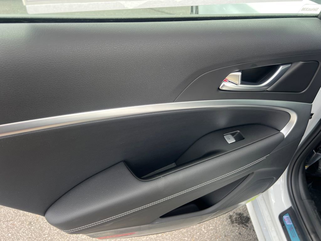 New 2026 Genesis G70 2.5T RWD image 15