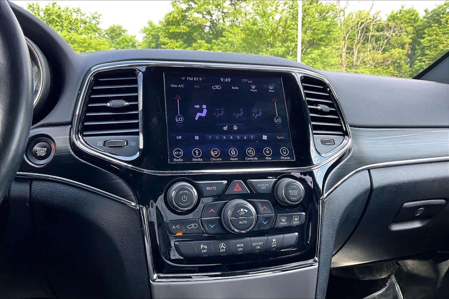 Used 2019 Jeep Grand Cherokee Limited AWD/4WD image 36