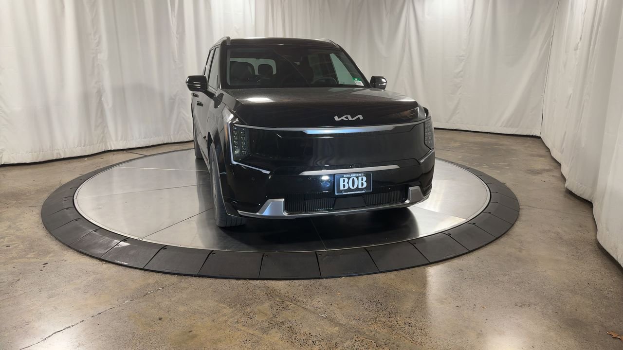 New 2026 Kia EV9 Land image 3