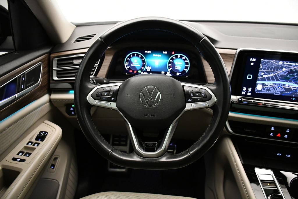 Used 2024 Volkswagen Atlas SEL Premium R-Line image 22