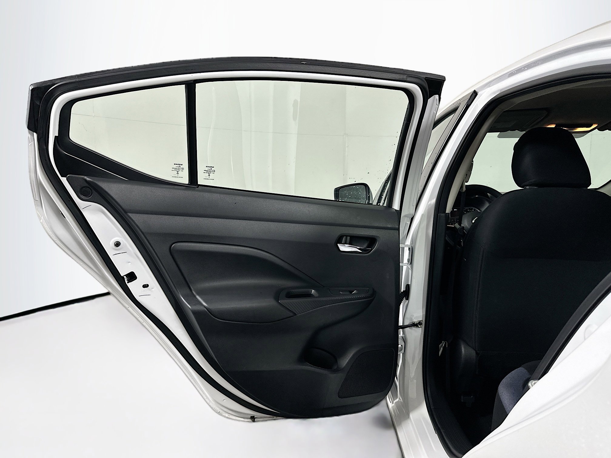 Used 2023 Nissan Versa SV image 25