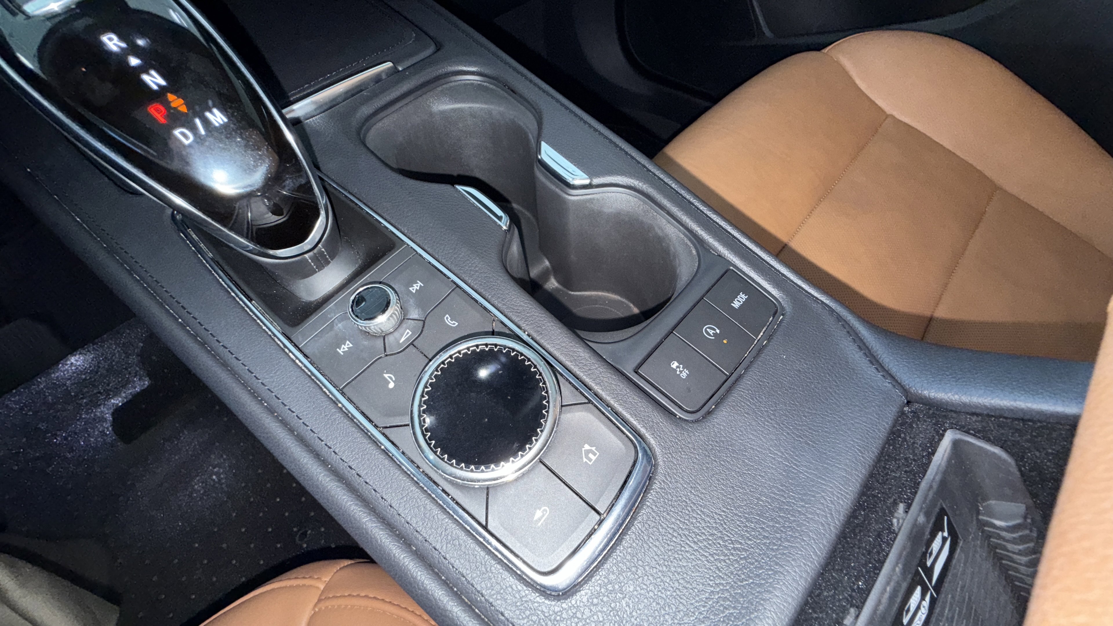 Used 2020 Cadillac XT4 Premium Luxury FWD image 49