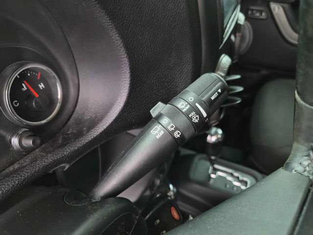 Used 2015 Jeep Wrangler Sport w/ Quick Order Package 24S AWD/4WD image 20