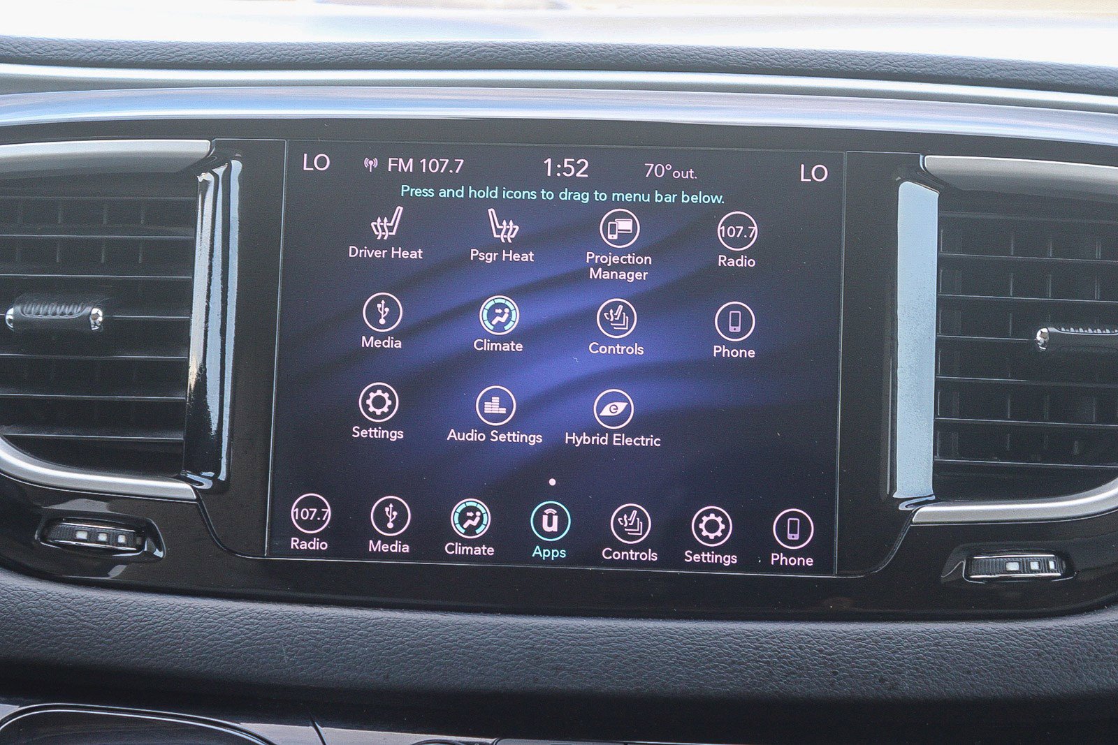 Used 2018 Chrysler Pacifica Touring-L image 15