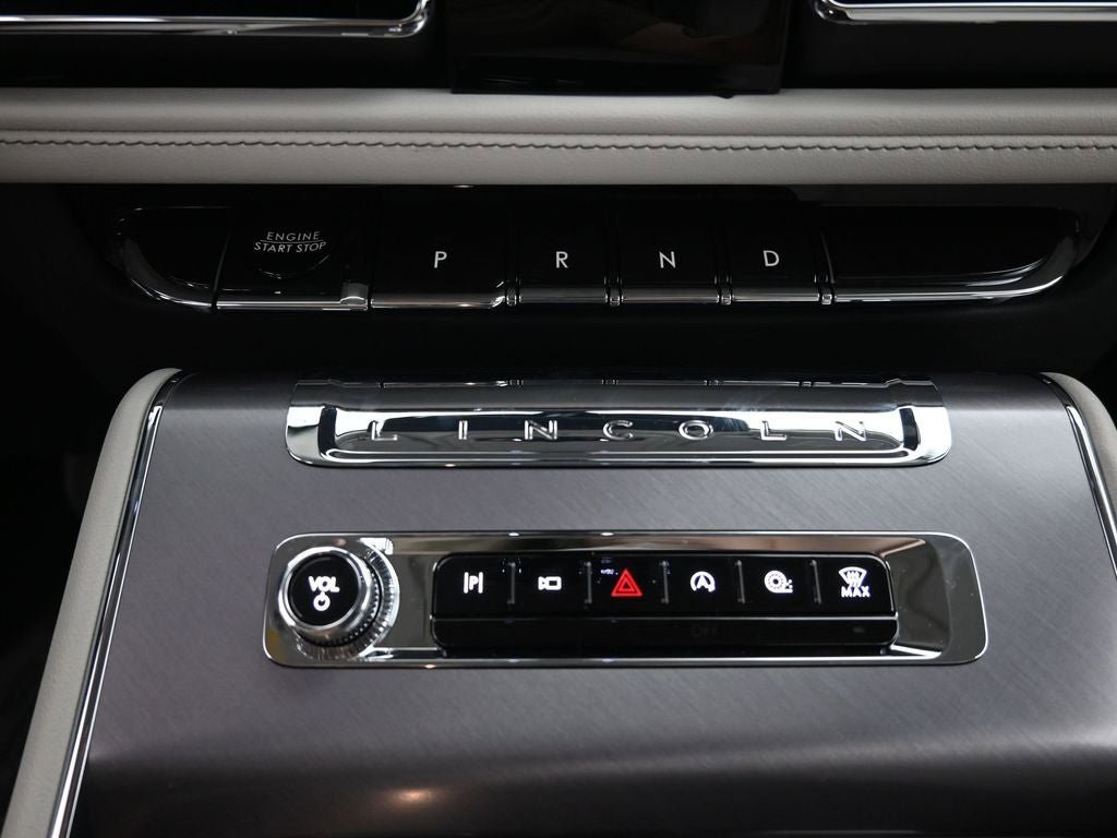New 2026 Lincoln Aviator AWD image 21