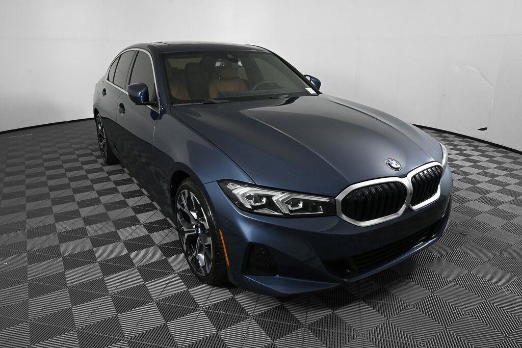 Used 2025 BMW 330i Sedan RWD image 14