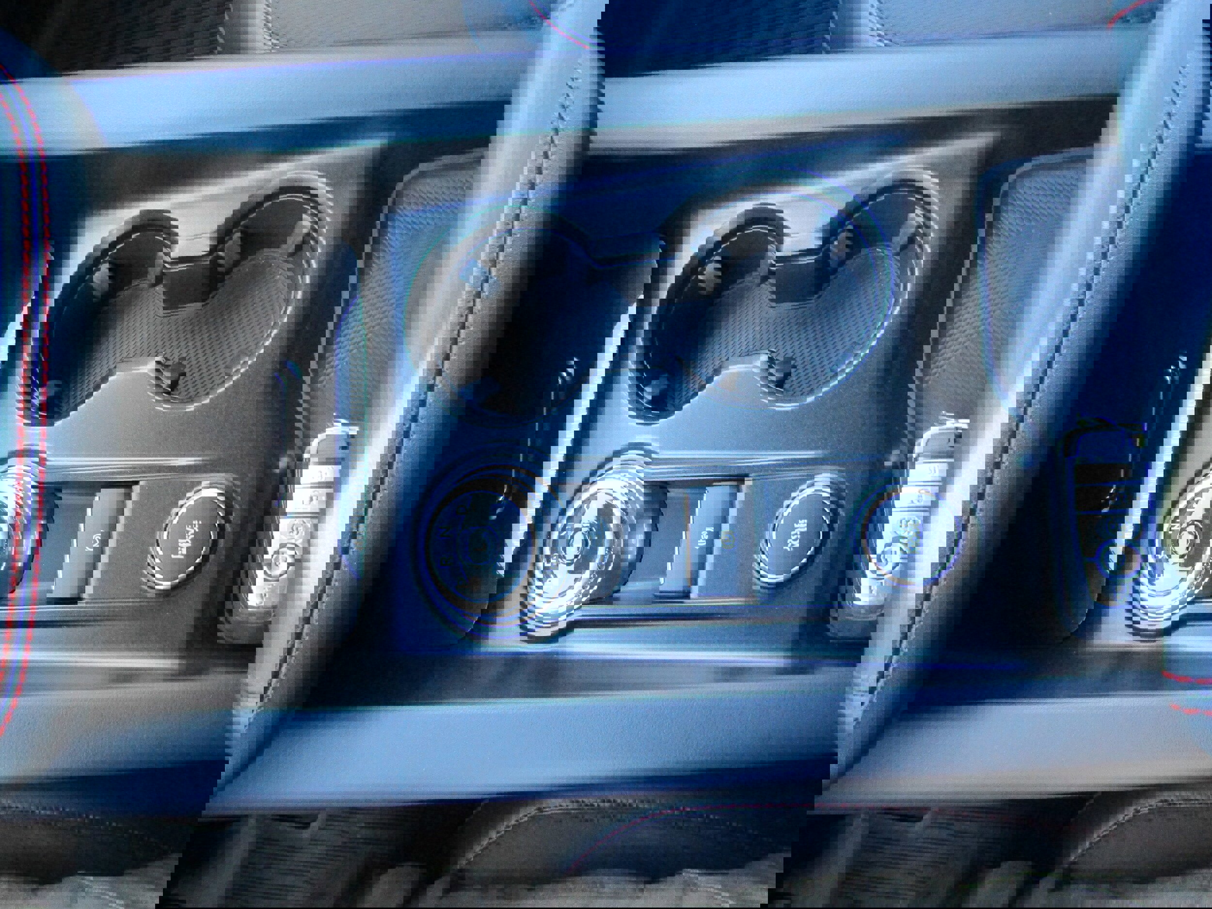 Certified 2025 Ford Explorer ST-Line w/ Premium Package image 25