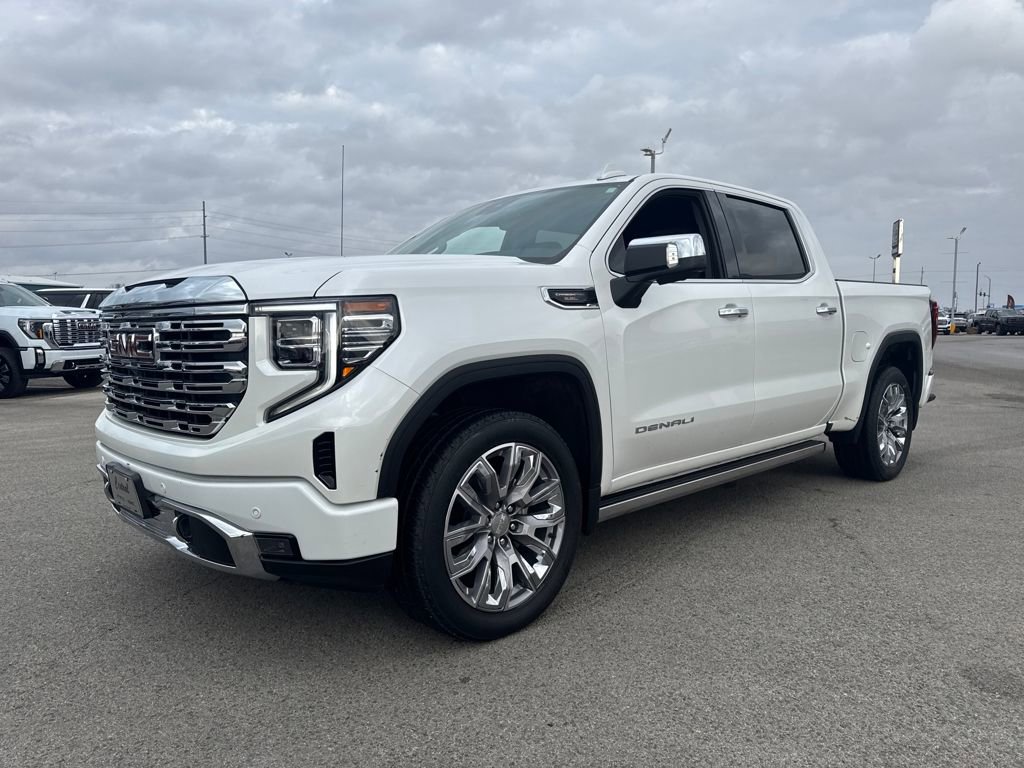 Used 2023 GMC Sierra 1500 Denali image 2