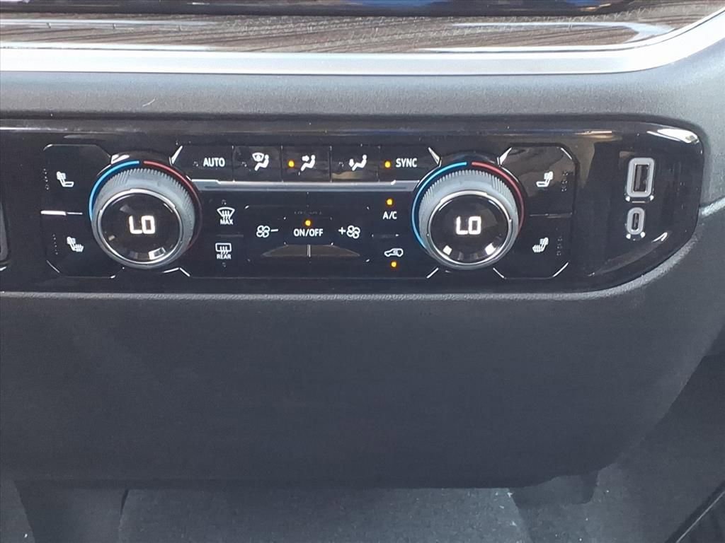 New 2026 Chevrolet Silverado 1500 LT w/ Texas Edition Plus image 18