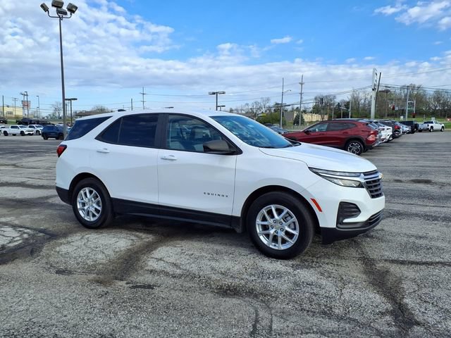 Used 2024 Chevrolet Equinox LS w/ LS Convenience Package FWD image 11