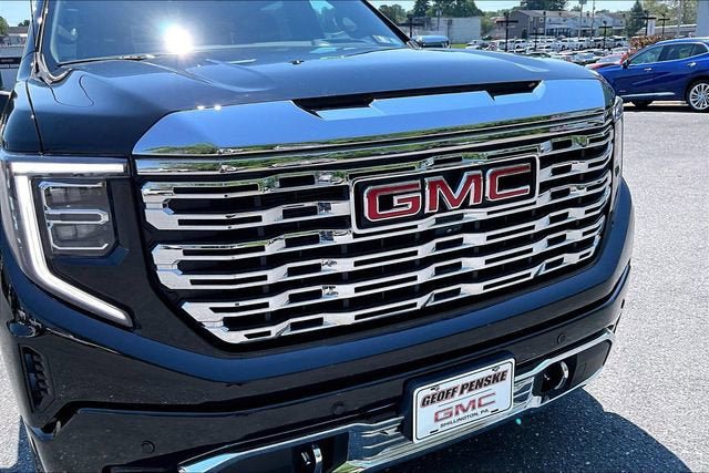 Used 2023 GMC Sierra 1500 Denali w/ Denali Reserve Package AWD/4WD image 29